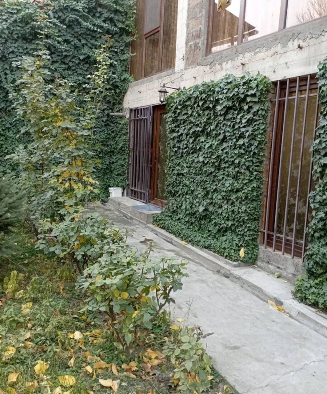 3 Սենյականոց Սեփական Տուն, 80քմ, Նորմալ Վիճակում, Կահավորված