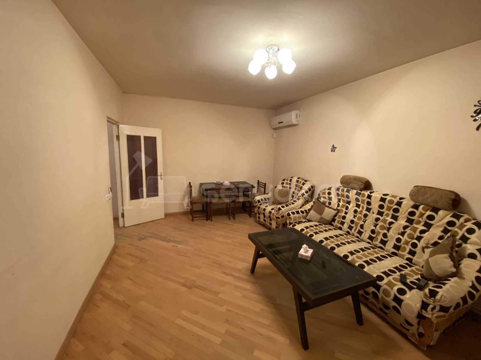 2 Սենյականոց Բնակարան, 74քմ, 6/9 հարկ, Կապիտալ Վերանորոգված, Կահավորված, Արևկող