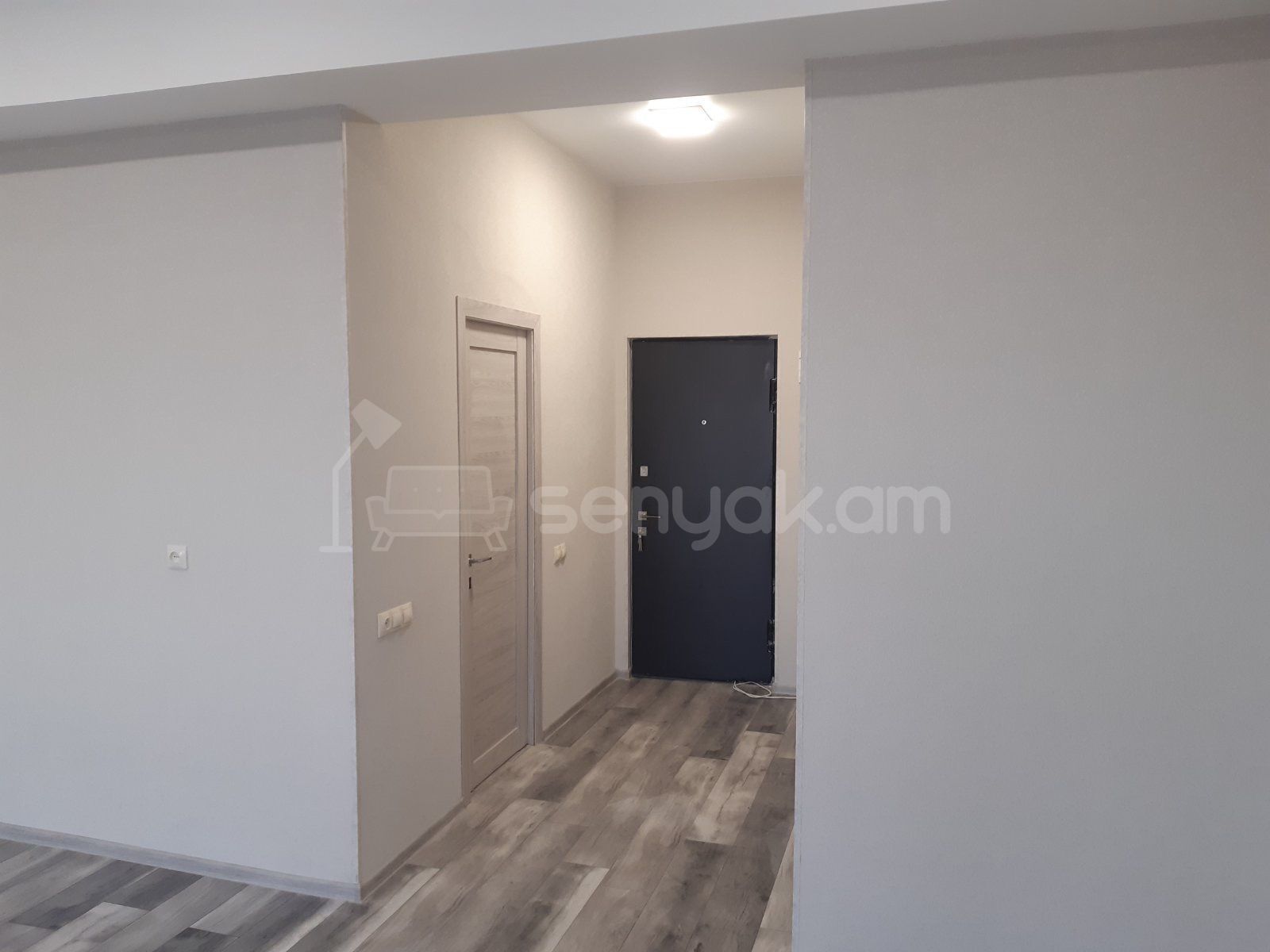 2 Սենյականոց Բնակարան Նորակառույցում, 50քմ, 10/12 հարկ, Կապիտալ Վերանորոգված