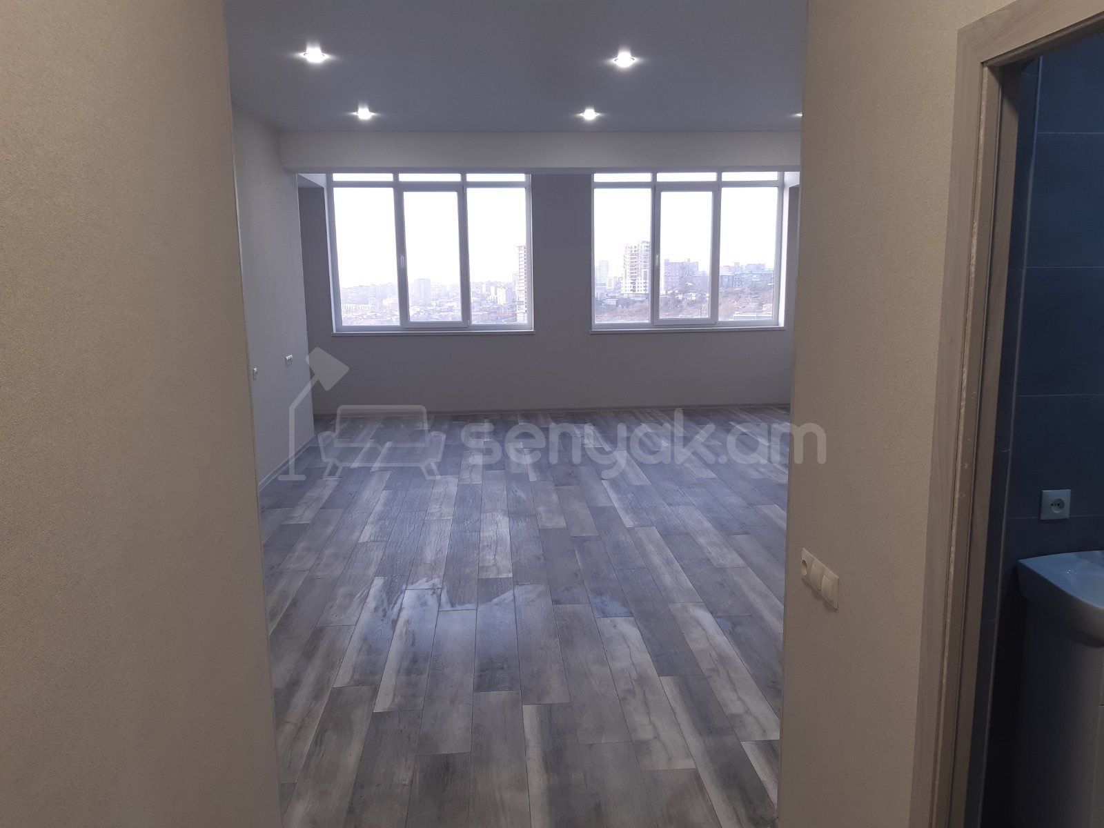 2 Սենյականոց Բնակարան Նորակառույցում, 50քմ, 10/12 հարկ, Կապիտալ Վերանորոգված