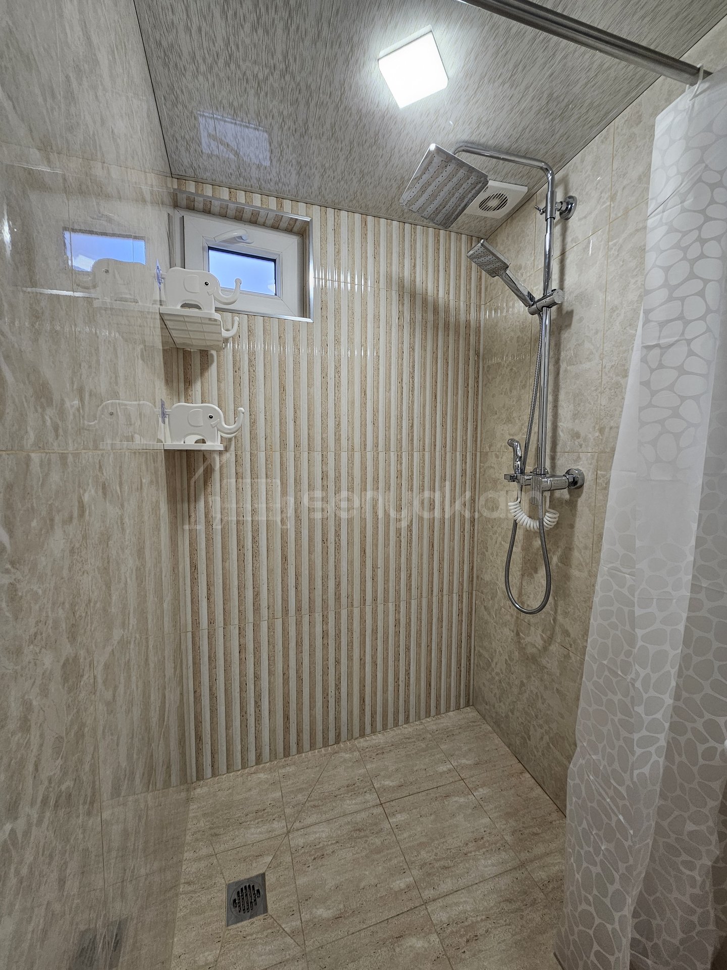 2 Սենյականոց Բնակարան Քարե Շենքում, 41քմ, 2/2 հարկ, Դիզայներական Վերանորոգված, Կահավորված, Արևկող