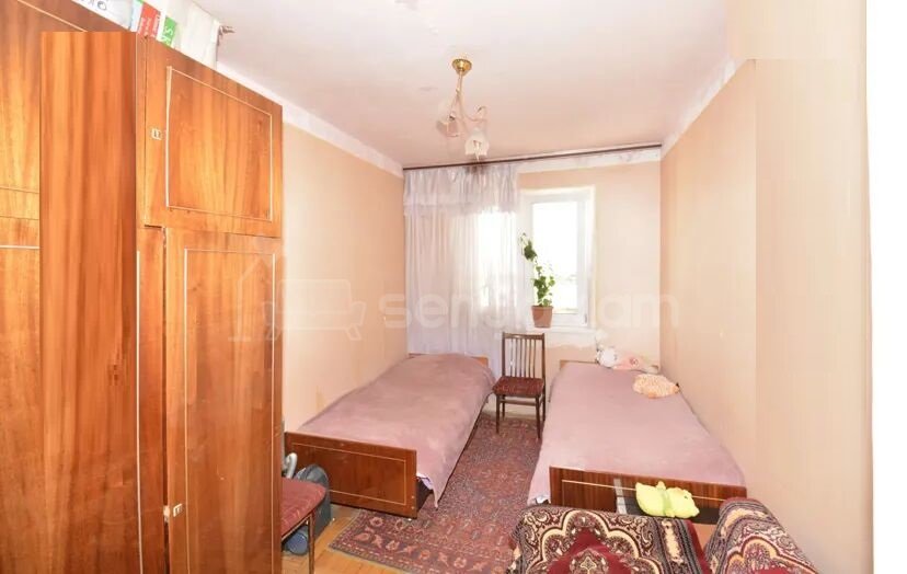 3 Սենյականոց Բնակարան, 50քմ, 5/5 հարկ, Նորմալ Վիճակում