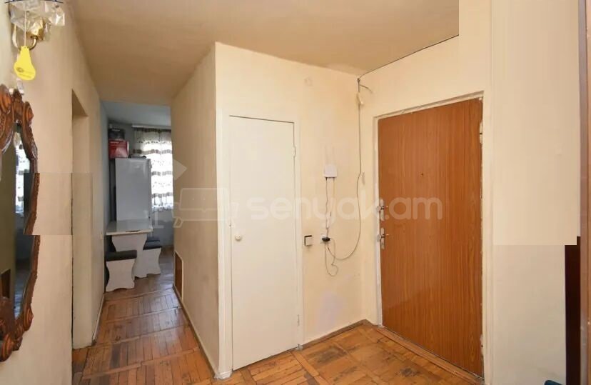 3 Սենյականոց Բնակարան, 50քմ, 5/5 հարկ, Նորմալ Վիճակում