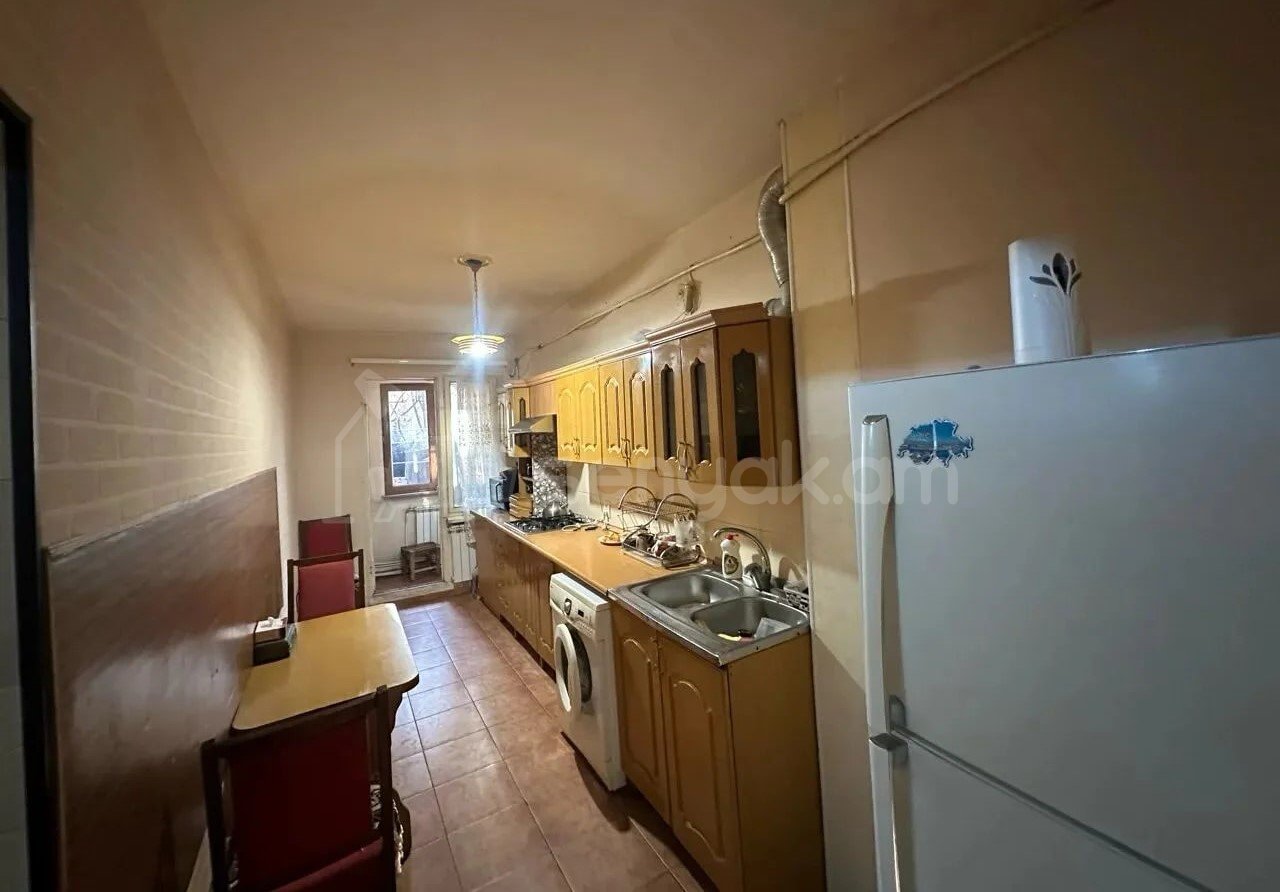 3 Սենյականոց Բնակարան, 78քմ, 1/9 հարկ, Նորմալ Վիճակում