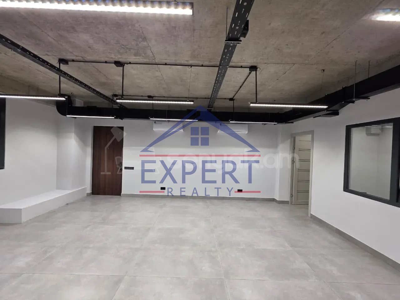 Օֆիսային Տարածք, 96քմ, Կապիտալ Վերանորոգված