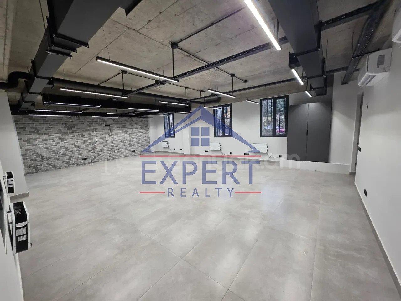 Օֆիսային Տարածք, 96քմ, Կապիտալ Վերանորոգված