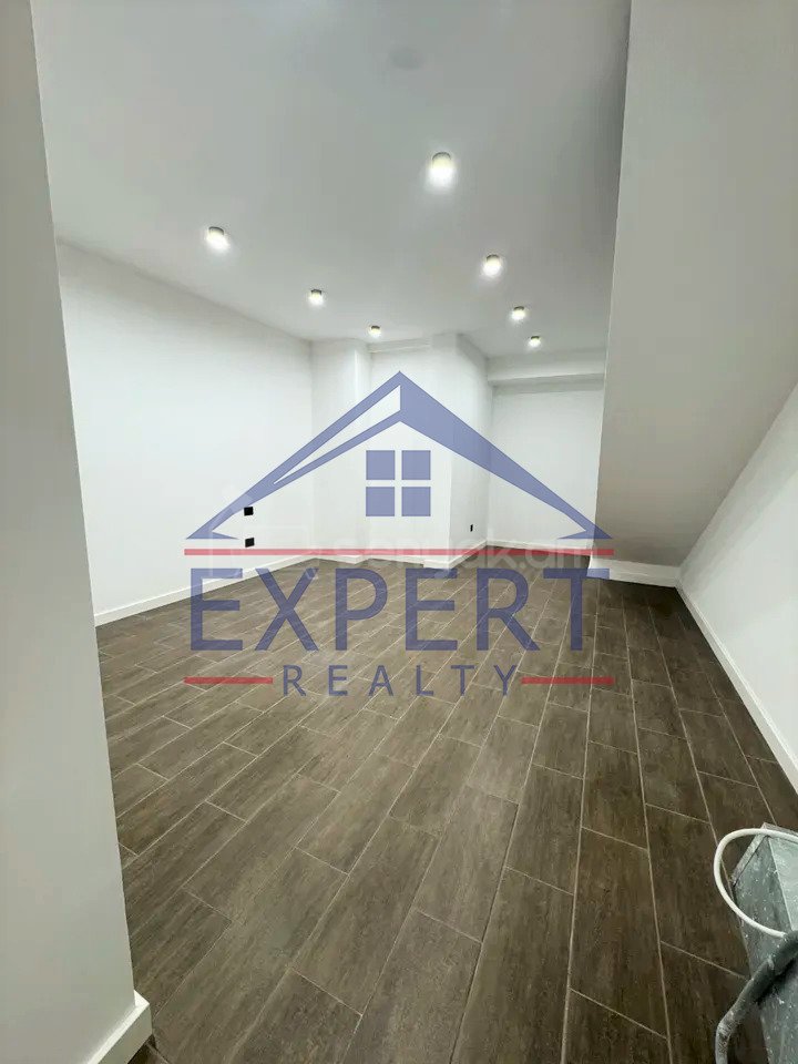 Օֆիսային Տարածք, 70քմ, Կապիտալ Վերանորոգված