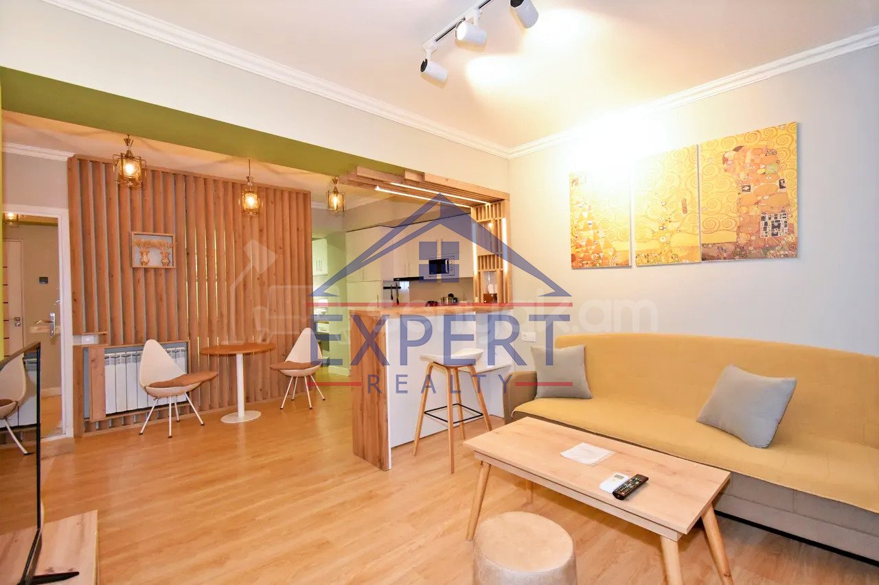 1 Սենյականոց Բնակարան Նորակառույցում, 35քմ, 2/3 հարկ, Դիզայներական Վերանորոգված, Կահավորված, Արևկող