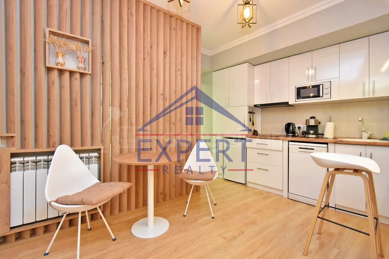 1 Սենյականոց Բնակարան Նորակառույցում, 35քմ, 2/3 հարկ, Դիզայներական Վերանորոգված, Կահավորված, Արևկող