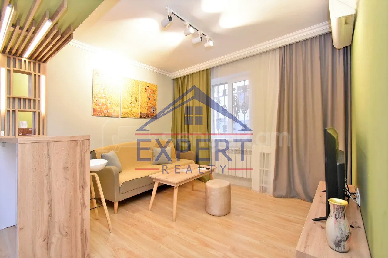 1 Սենյականոց Բնակարան Նորակառույցում, 35քմ, 2/3 հարկ, Դիզայներական Վերանորոգված, Կահավորված, Արևկող