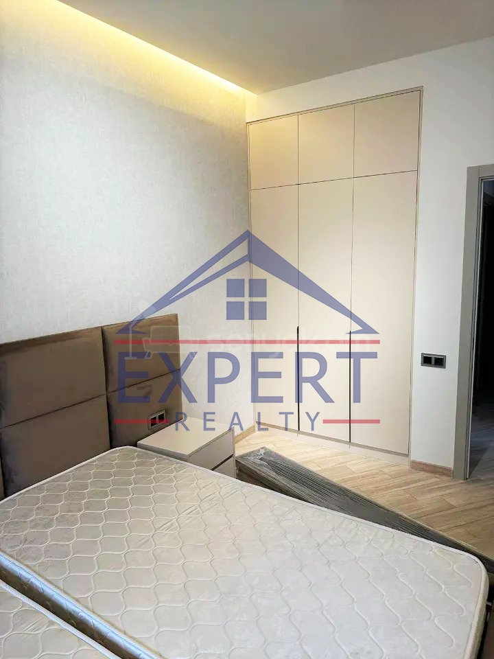 2 Սենյականոց Բնակարան Նորակառույցում, 54քմ, 1/8 հարկ, Կապիտալ Վերանորոգված, Կահավորված, Արևկող