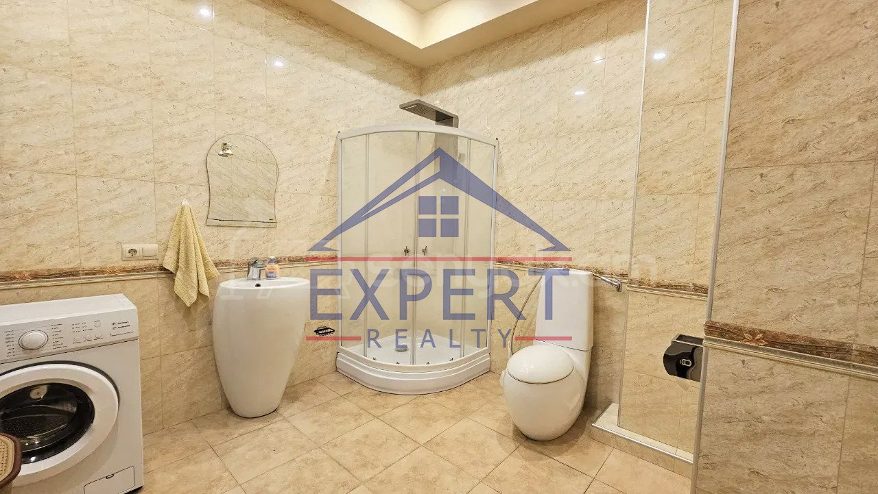 3 Սենյականոց Բնակարան Նորակառույցում, 92քմ, 3/10 հարկ, Դիզայներական Վերանորոգված, Կահավորված, Արևկող