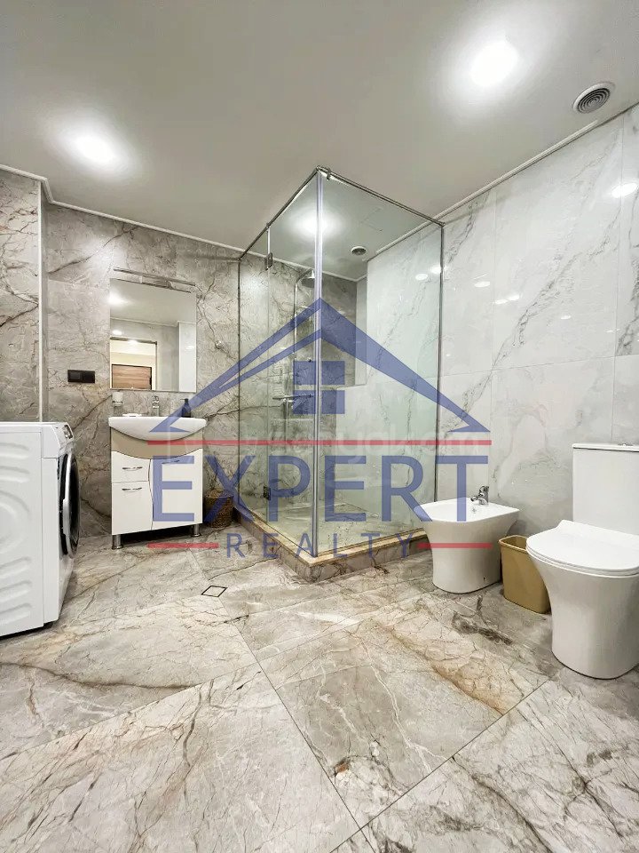 3 Սենյականոց Բնակարան, 91քմ, 9/9 հարկ, Դիզայներական Վերանորոգված, Կահավորված, Արևկող