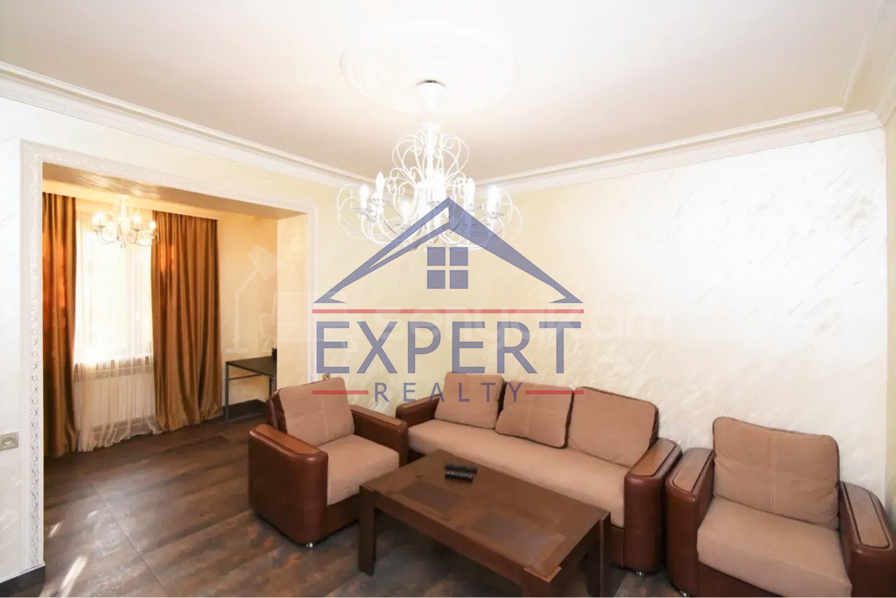 3 Սենյականոց Բնակարան Քարե Շենքում, 83քմ, 2/4 հարկ, Կապիտալ Վերանորոգված, Կահավորված, Արևկող