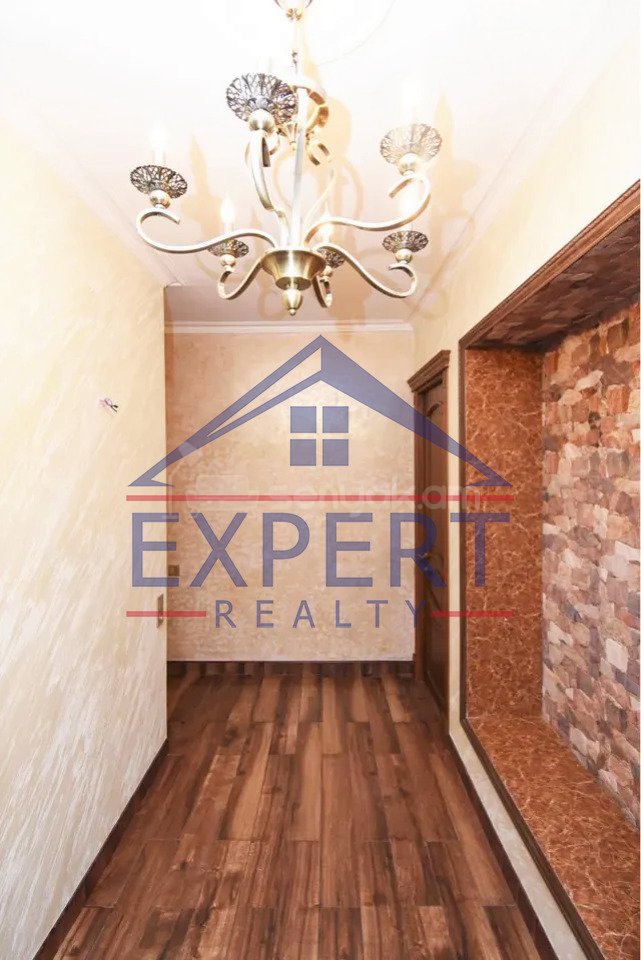 3 Սենյականոց Բնակարան Քարե Շենքում, 83քմ, 2/4 հարկ, Կապիտալ Վերանորոգված, Կահավորված, Արևկող