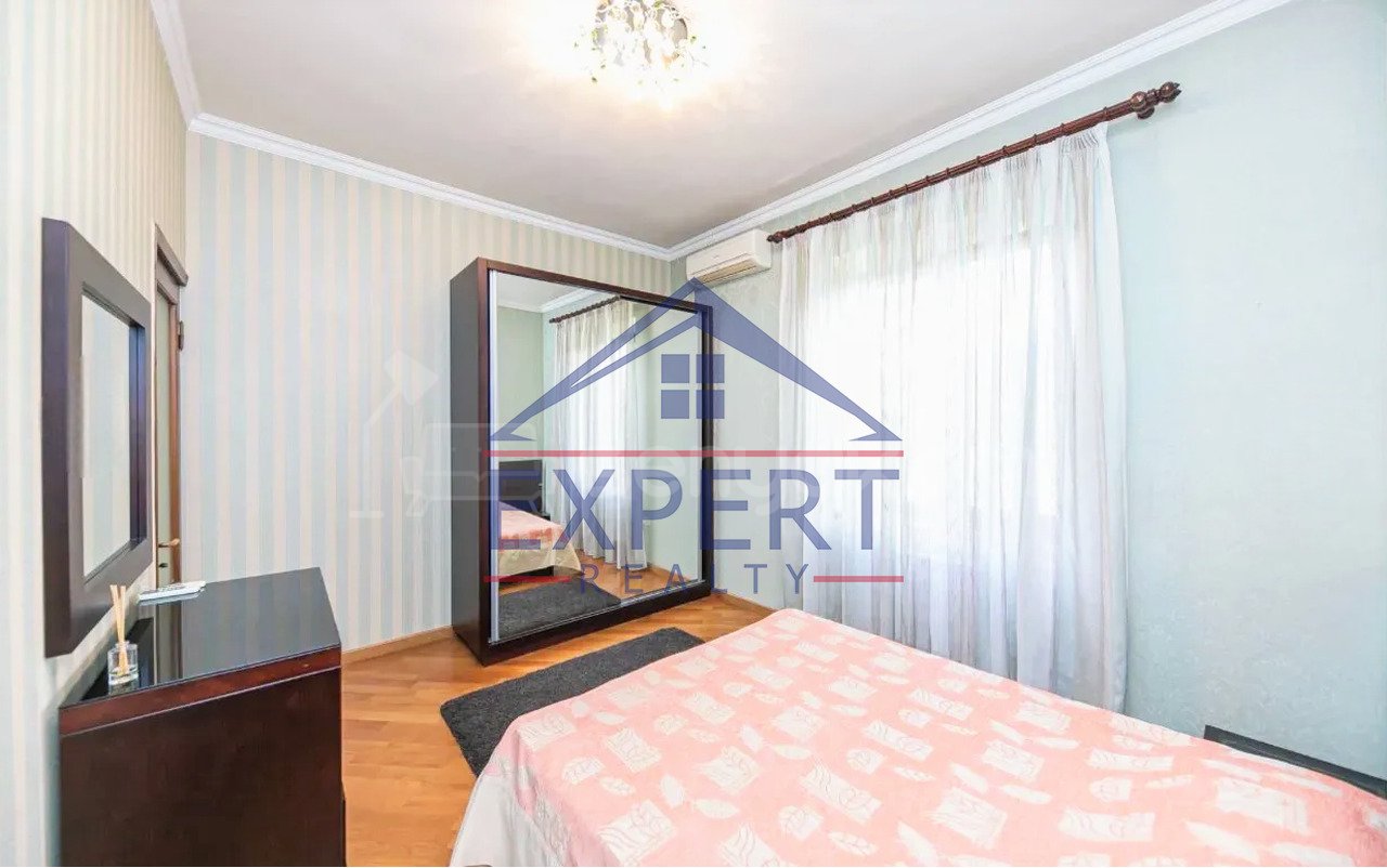 2 Սենյականոց Բնակարան Քարե Շենքում, 69քմ, 5/5 հարկ, Կապիտալ Վերանորոգված, Կահավորված, Արևկող