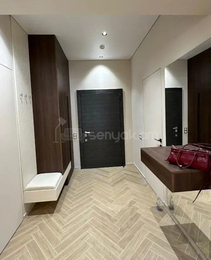 2 Սենյականոց Բնակարան Նորակառույցում, 60քմ, 9/18 հարկ, Կապիտալ Վերանորոգված