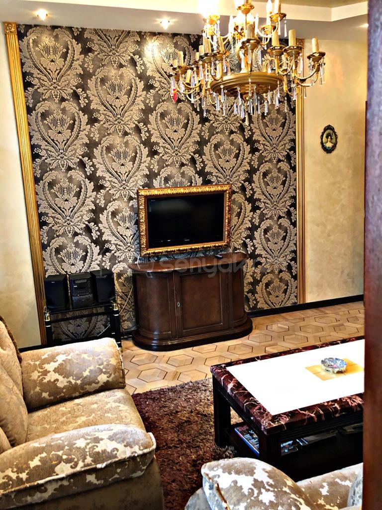 3 Սենյականոց Բնակարան Քարե Շենքում, 80քմ, 3/5 հարկ, Կապիտալ Վերանորոգված, Կահավորված, Արևկող