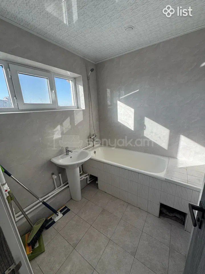 2 Սենյականոց Բնակարան, 65քմ, 8/9 հարկ, Կապիտալ Վերանորոգված, Կահավորված, Արևկող