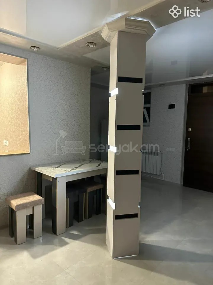 3 Սենյականոց Բնակարան Քարե Շենքում, 78քմ, 1/1 հարկ, Կապիտալ Վերանորոգված, Կահավորված, Արևկող