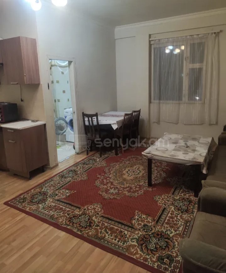 2 Սենյականոց Բնակարան Քարե Շենքում, 35քմ, 1/1 հարկ, Նորմալ Վիճակում, Կահավորված, Արևկող