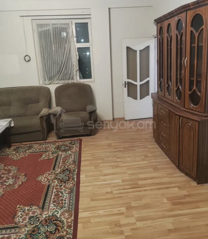 2 Սենյականոց Բնակարան Քարե Շենքում, 35քմ, 1/1 հարկ, Նորմալ Վիճակում, Կահավորված, Արևկող