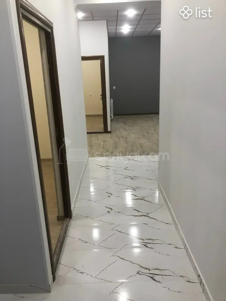 3 Սենյականոց Բնակարան Քարե Շենքում, 77քմ, 1/1 հարկ, Կապիտալ Վերանորոգված