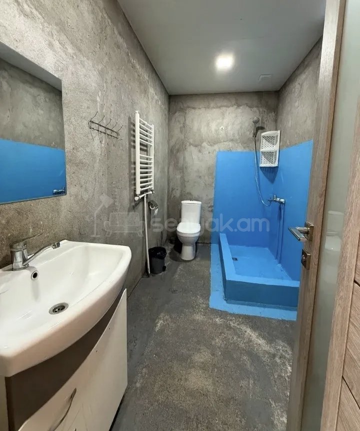 2 Սենյականոց Բնակարան Քարե Շենքում, 58քմ, 2/2 հարկ, Կապիտալ Վերանորոգված, Կահավորված, Արևկող