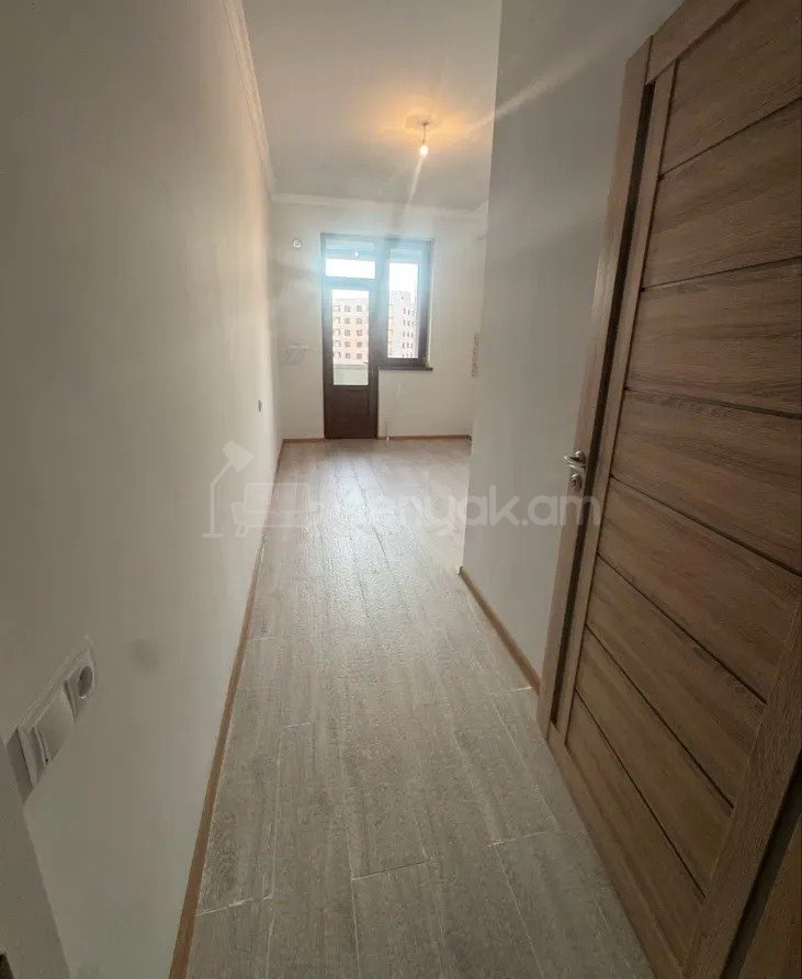 3 Սենյականոց Բնակարան Նորակառույցում, 109քմ, 5/13 հարկ, Կապիտալ Վերանորոգված