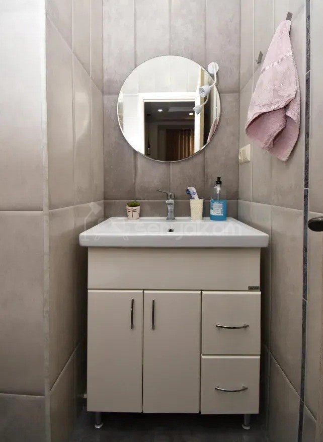 4 Սենյականոց Բնակարան Նորակառույցում, 150քմ, 3/5 հարկ, Կապիտալ Վերանորոգված