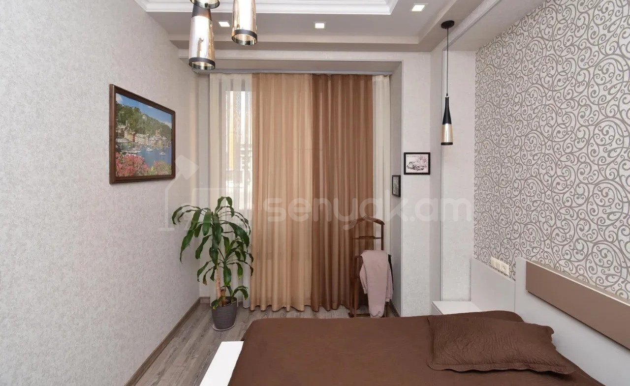 4 Սենյականոց Բնակարան Նորակառույցում, 150քմ, 3/5 հարկ, Կապիտալ Վերանորոգված