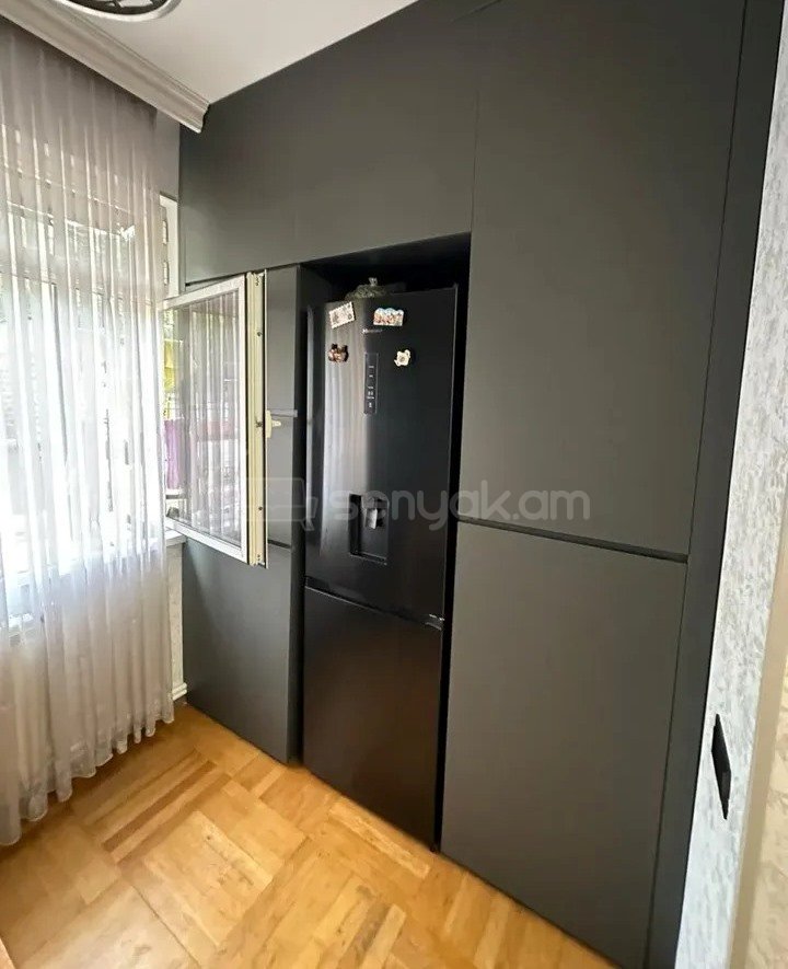 3 Սենյականոց Բնակարան Քարե Շենքում, 65քմ, 1/5 հարկ, Կապիտալ Վերանորոգված