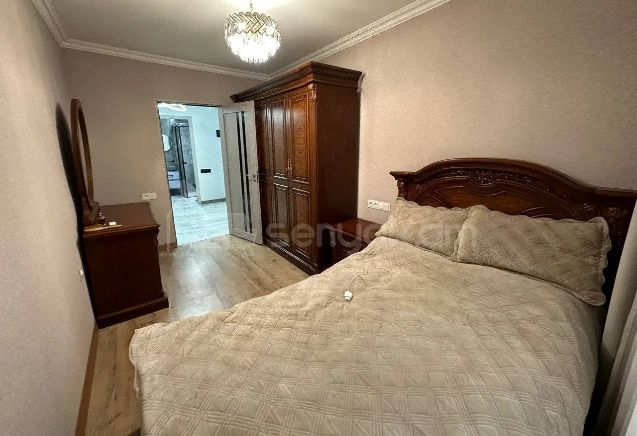 3 Սենյականոց Բնակարան Քարե Շենքում, 65քմ, 1/5 հարկ, Կապիտալ Վերանորոգված