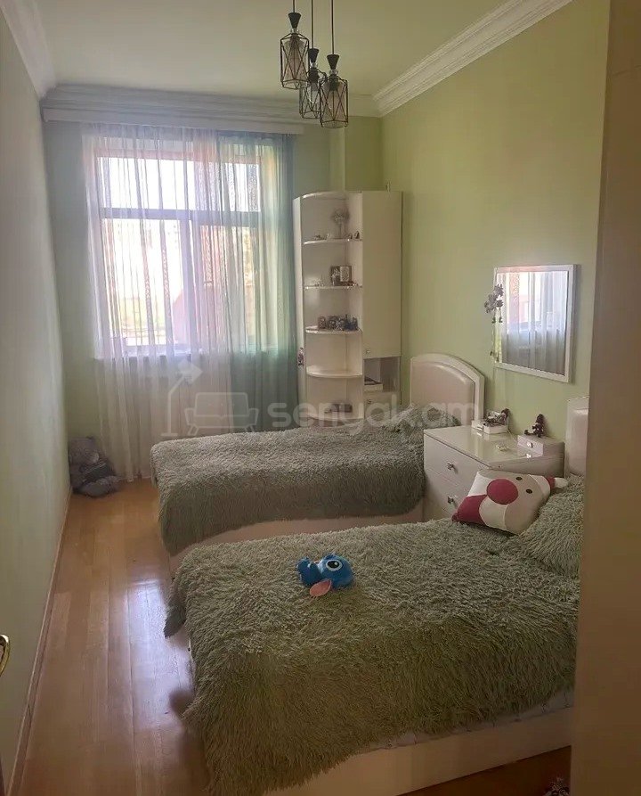 3 Սենյականոց Բնակարան Նորակառույցում, 99քմ, 4/5 հարկ, Կապիտալ Վերանորոգված