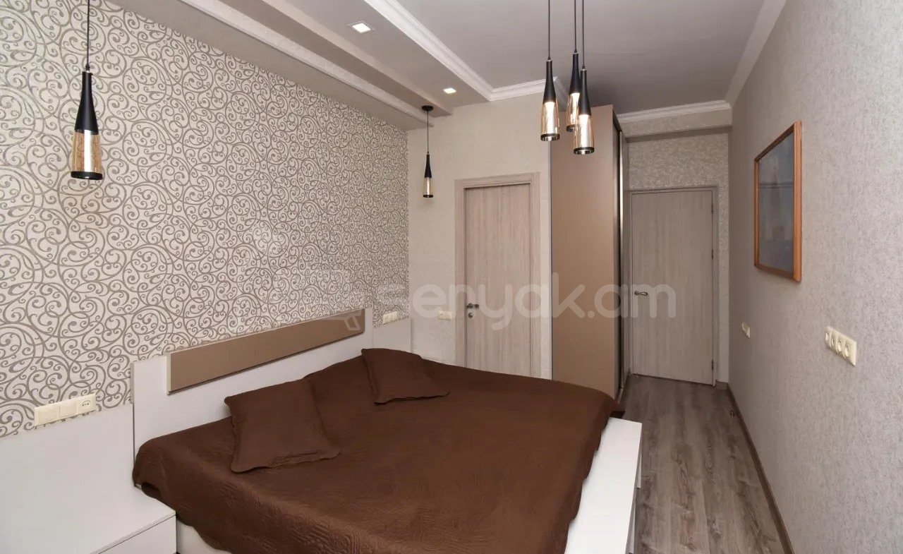 4 Սենյականոց Բնակարան, 150քմ, 3/5 հարկ, Կապիտալ Վերանորոգված