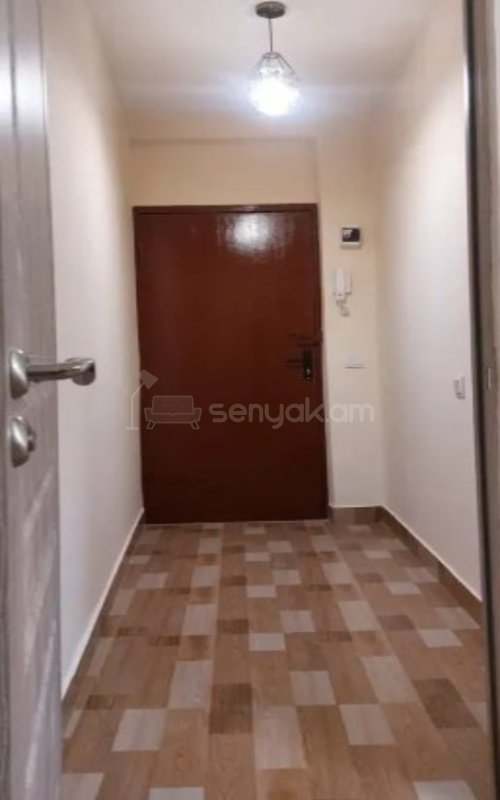 2 Սենյականոց Բնակարան Քարե Շենքում, 55քմ, 3/5 հարկ, Կոսմետիկ Վերանորոգված, Կահավորված, Արևկող