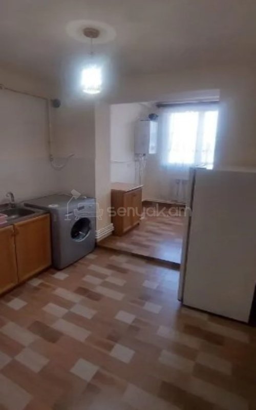 2 Սենյականոց Բնակարան Քարե Շենքում, 55քմ, 3/5 հարկ, Կոսմետիկ Վերանորոգված, Կահավորված, Արևկող