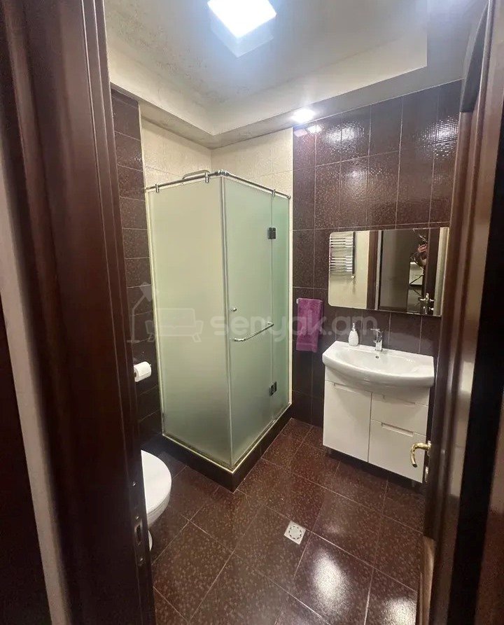 3 Սենյականոց Բնակարան Նորակառույցում, 99քմ, 4/5 հարկ, Կապիտալ Վերանորոգված