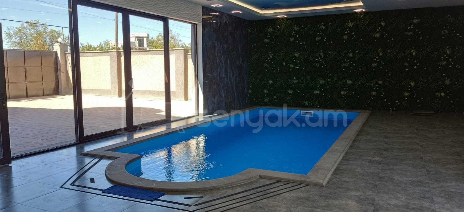 2 Սենյականոց Շքեղ Առանձնատուն, 200քմ, Լողավազանով