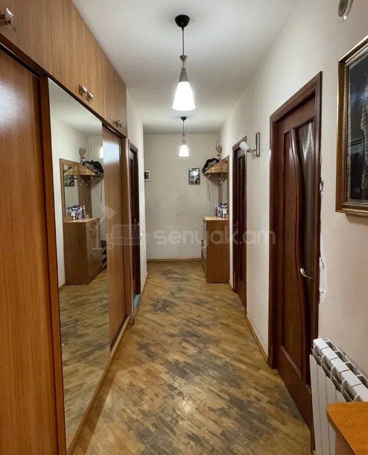 3 Սենյականոց Բնակարան, 60քմ, 9/9 հարկ, Կապիտալ Վերանորոգված