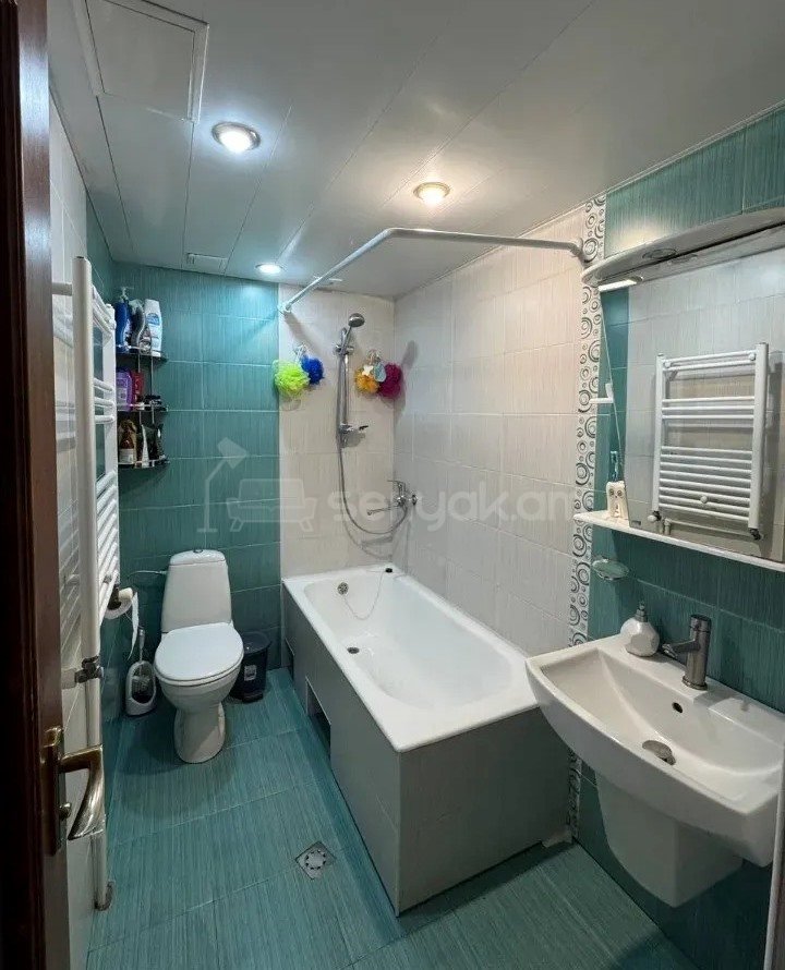 3 Սենյականոց Բնակարան, 60քմ, 9/9 հարկ, Կապիտալ Վերանորոգված