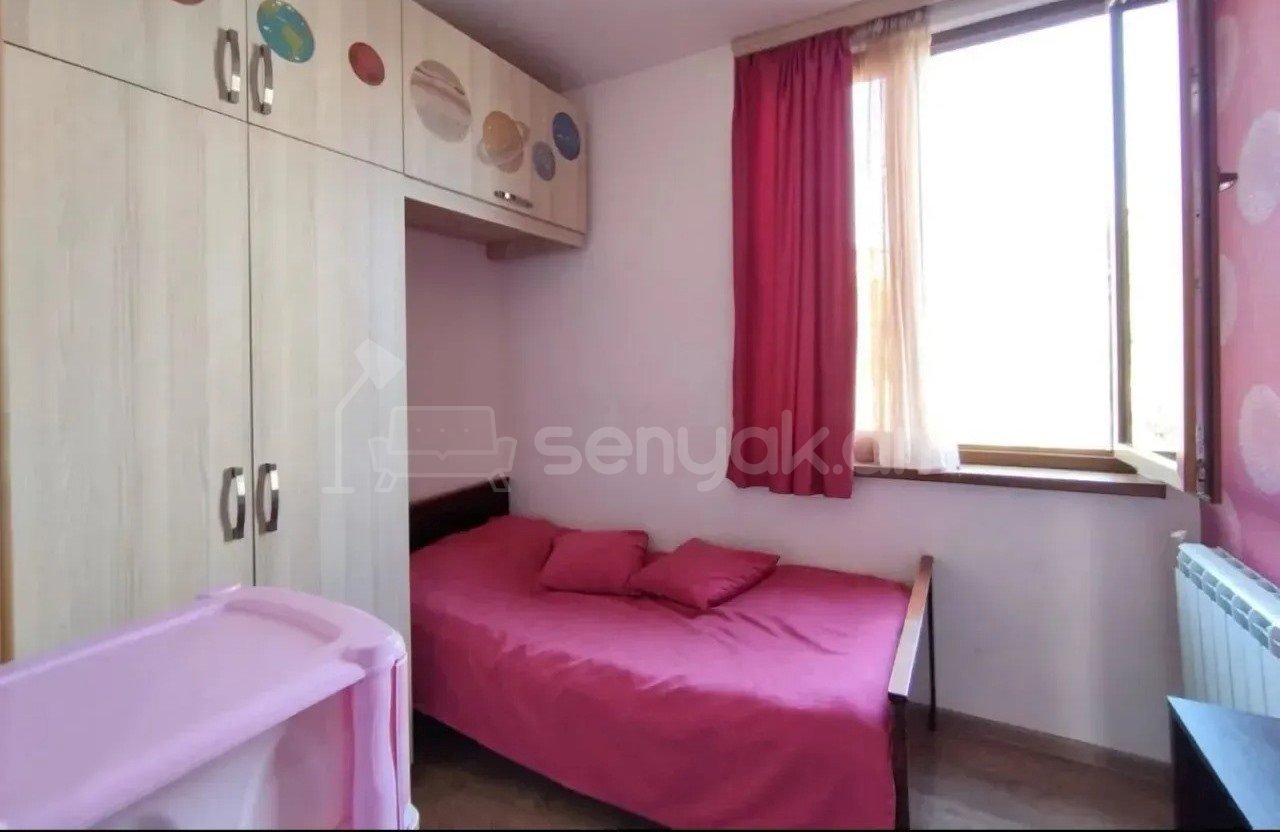 4 Սենյականոց Բնակարան Քարե Շենքում, 78քմ, 3/4 հարկ, Կապիտալ Վերանորոգված