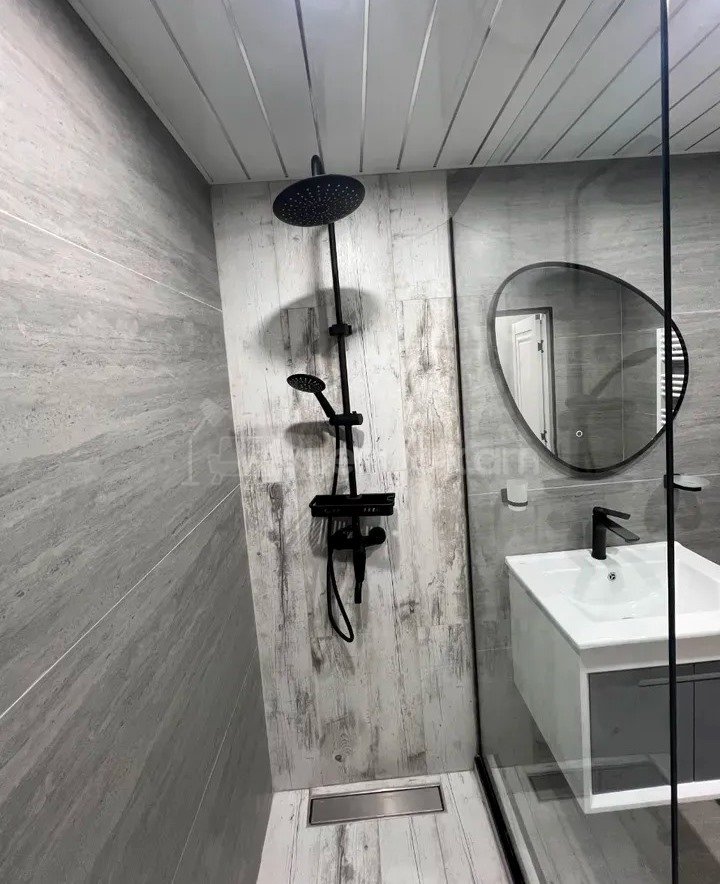 2 Սենյականոց Բնակարան Քարե Շենքում, 50քմ, 3/5 հարկ, Կապիտալ Վերանորոգված