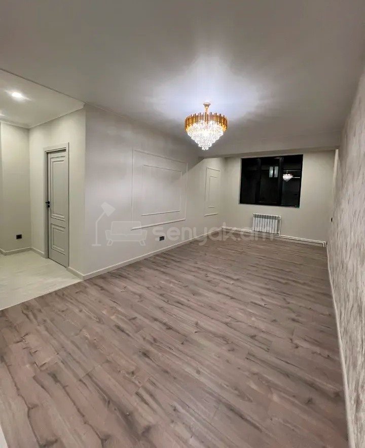 2 Սենյականոց Բնակարան Քարե Շենքում, 50քմ, 3/5 հարկ, Կապիտալ Վերանորոգված