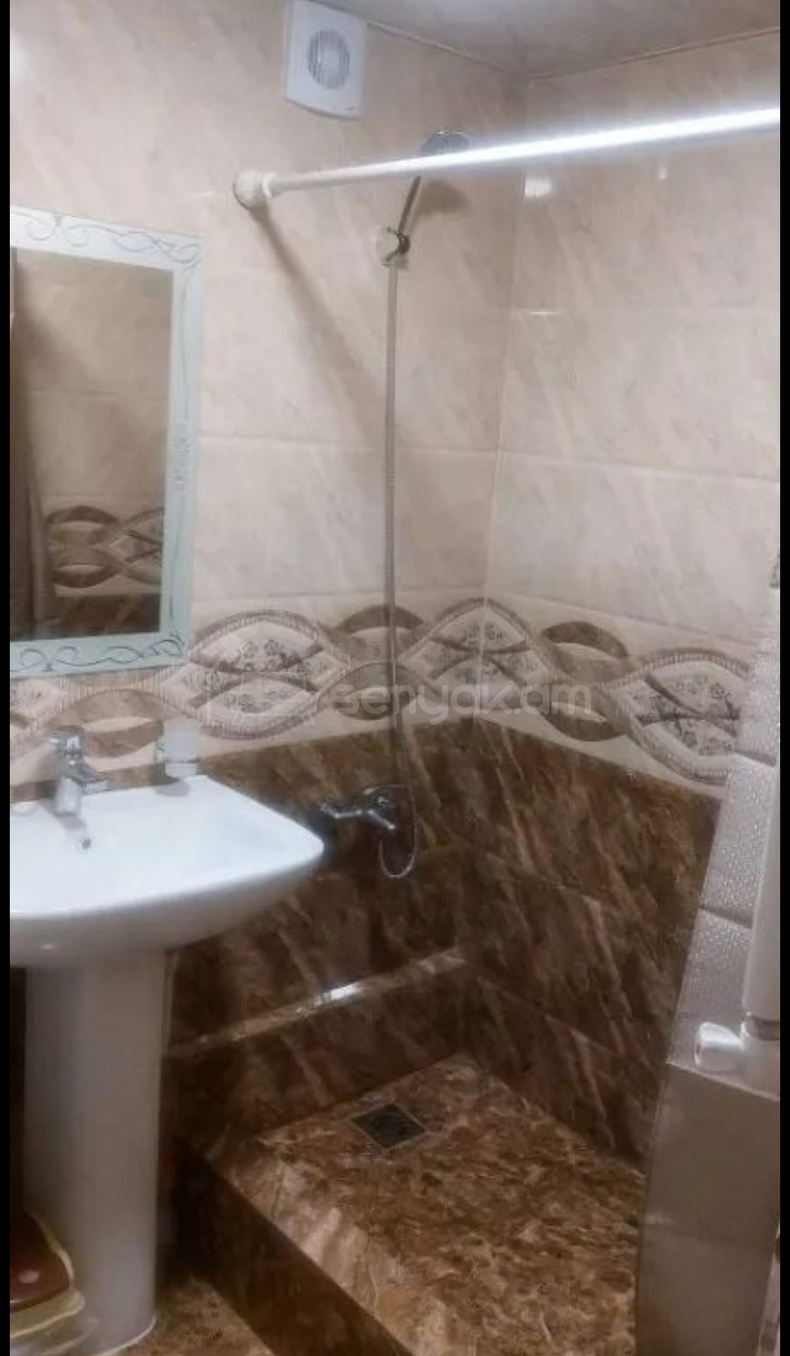 2 Սենյականոց Բնակարան, 54քմ, 3/5 հարկ, Նորմալ Վիճակում, Կահավորված