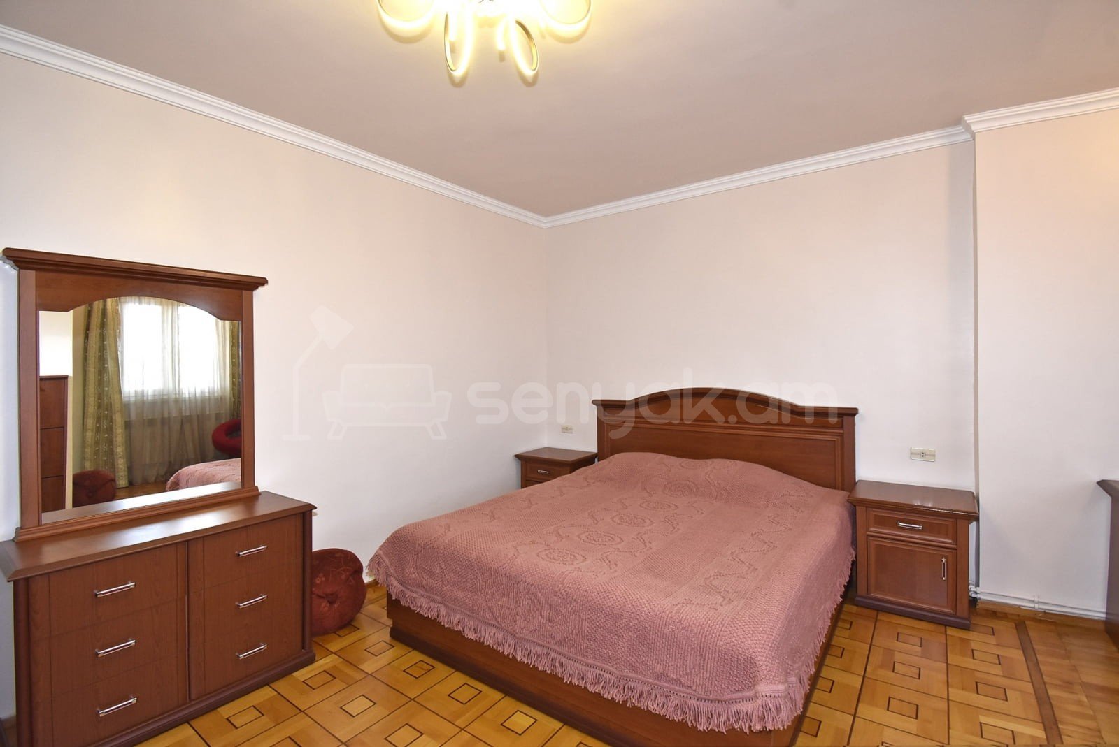 3 Սենյականոց Բնակարան, 100քմ, 7/12 հարկ, Կապիտալ Վերանորոգված, Կահավորված, Արևկող