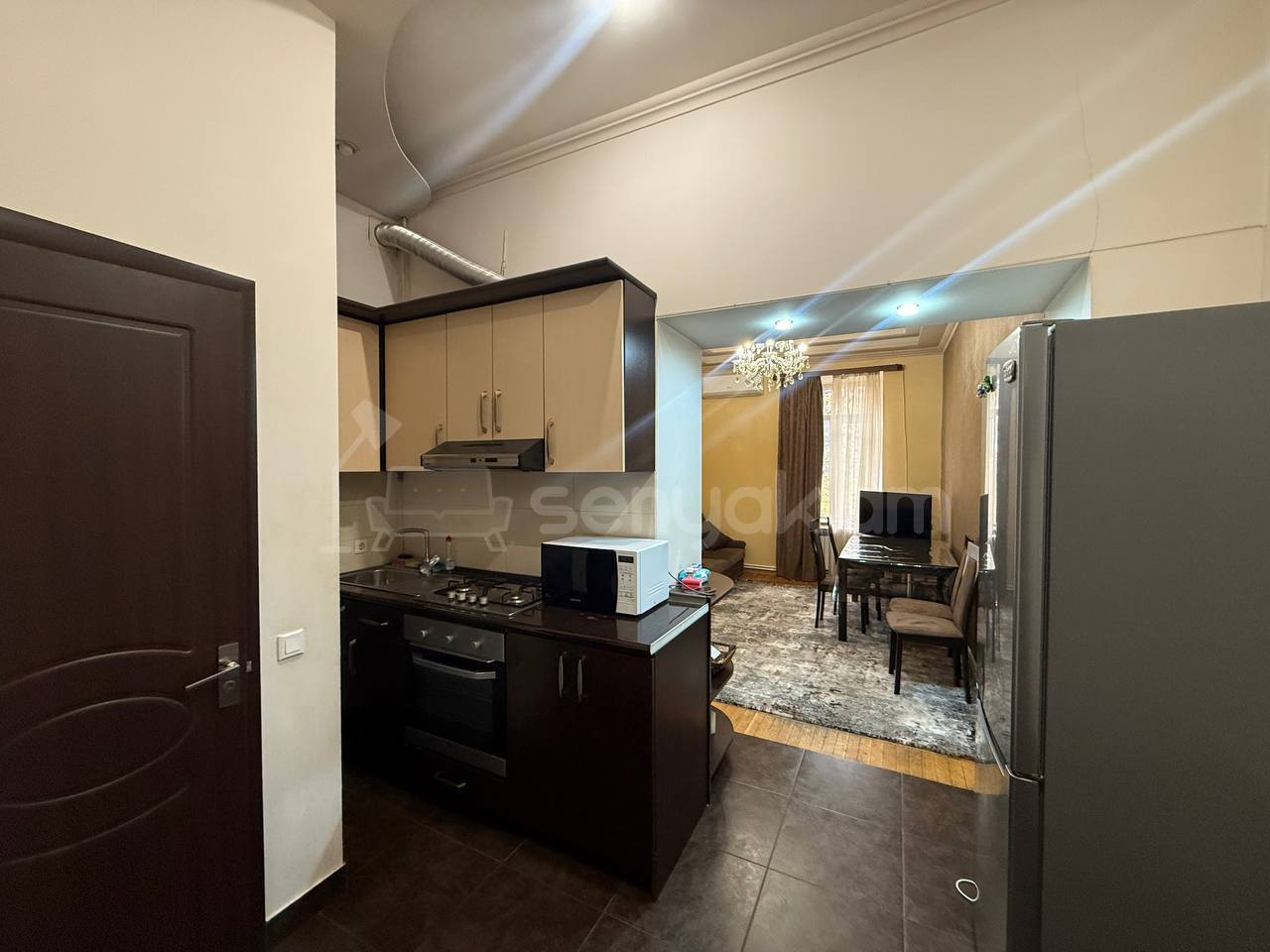 3 Սենյականոց Բնակարան Քարե Շենքում, 70քմ, 2/5 հարկ, Կապիտալ Վերանորոգված, Կահավորված, Արևկող