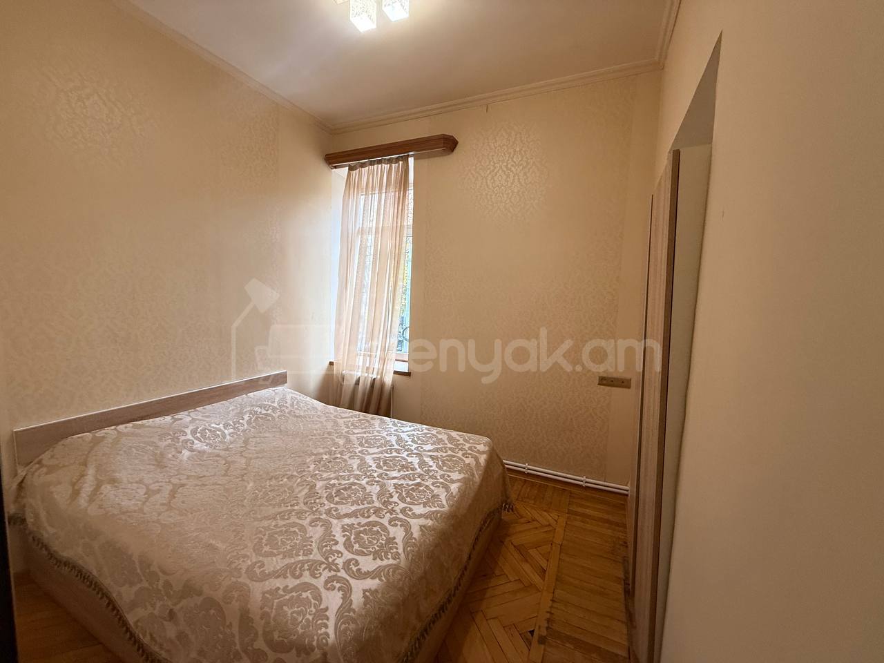 3 Սենյականոց Բնակարան Քարե Շենքում, 70քմ, 2/5 հարկ, Կապիտալ Վերանորոգված, Կահավորված, Արևկող