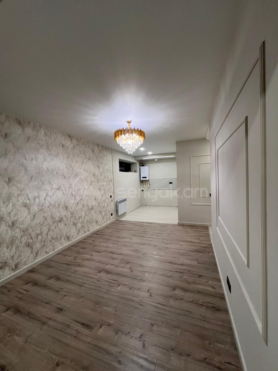 2 Սենյականոց Բնակարան Քարե Շենքում, 50քմ, 3/5 հարկ, Կապիտալ Վերանորոգված