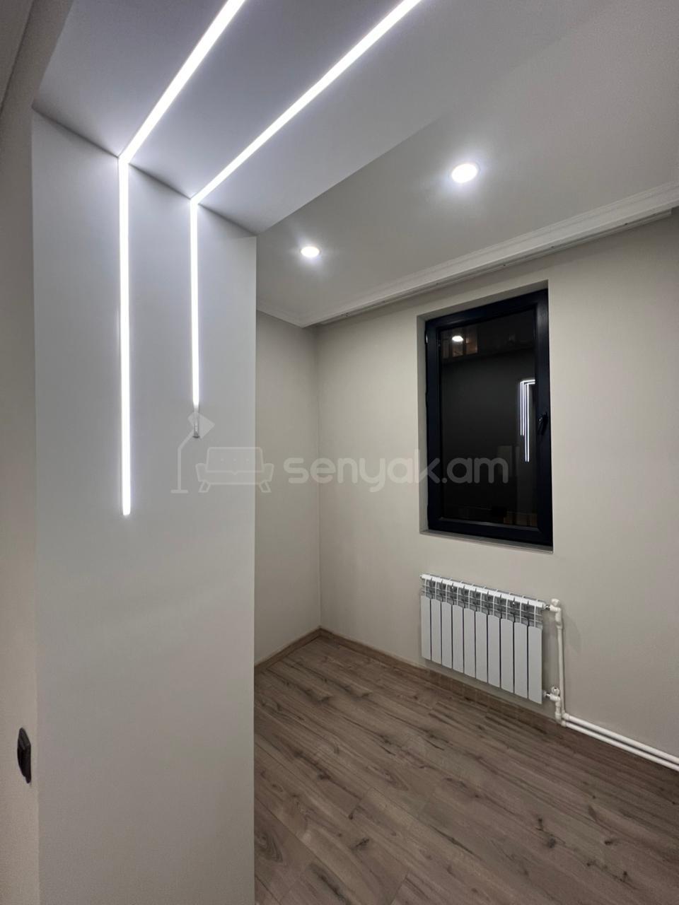 2 Սենյականոց Բնակարան Քարե Շենքում, 50քմ, 3/5 հարկ, Դիզայներական Վերանորոգված